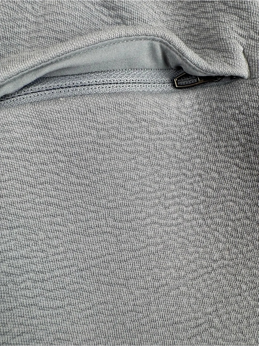 Lululemon Joggers Mens Medium Gray Textured Space Classic Tapered Activewear